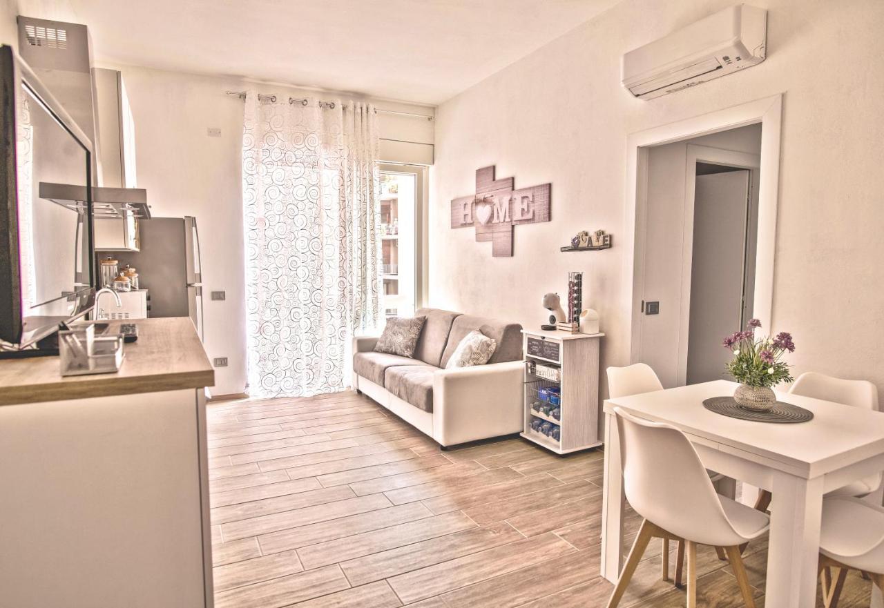 Bellini Lorenz Apartment Кальярі Екстер'єр фото